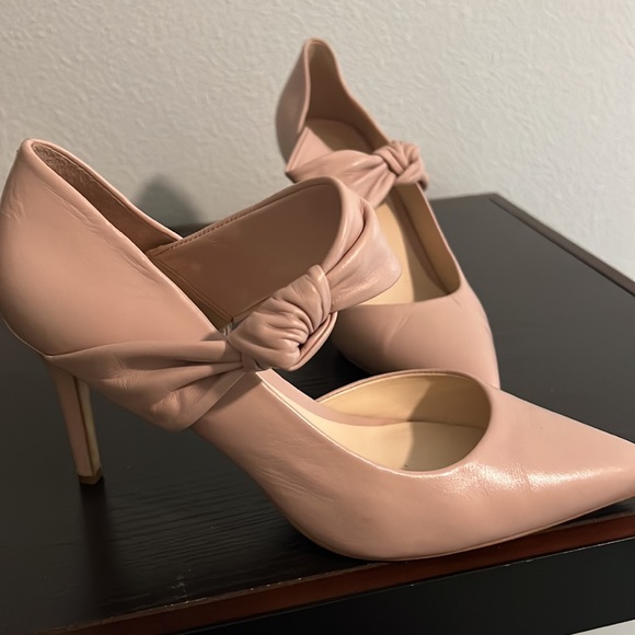 Pale pink heels with knot detail - Picture 3 of 7